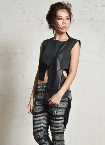 Arreter Cropped Top